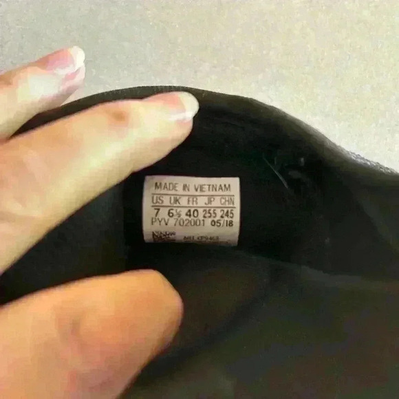 Adidas Womens Originals Swift Run Sasual Sneakers, Size 7 - Picture 7 of 7